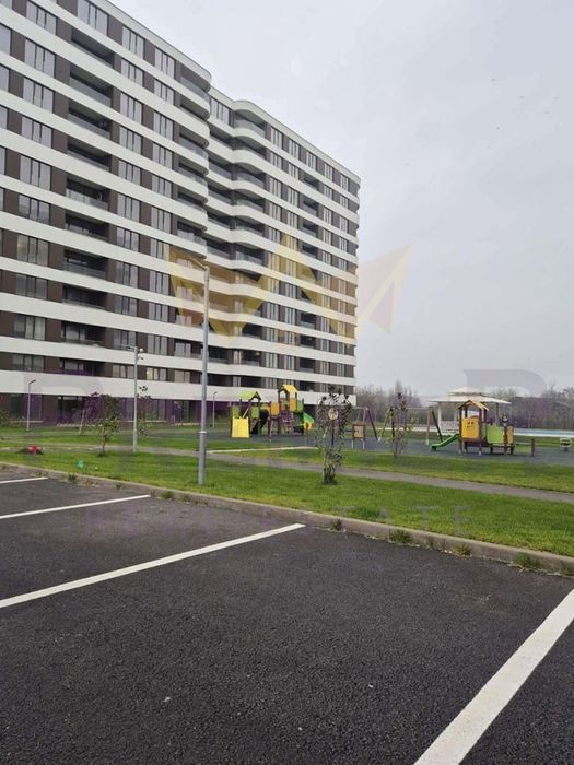 Дава се под наем Тристаен апартамент в Варна, Трошево - 100 кв.м за 1196.97 € - Снимка #10