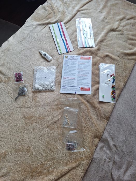 Set de făcut brățări pentru fete