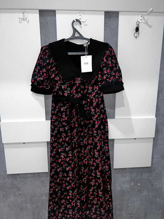 Платье новая женская