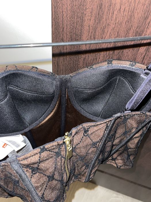 Corset nou fără etichetă