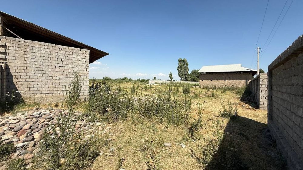 Уй сотилади 10 сотк