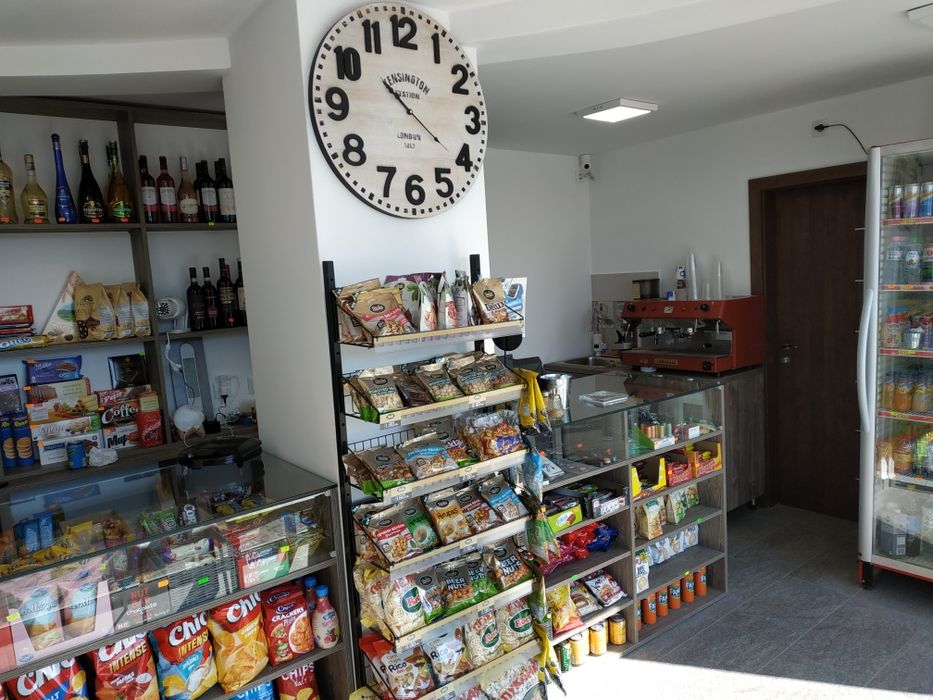 Дава се под наем Гараж / Паркомясто в Благоевград, Освобождение - 900 кв.м за 2397 € - Снимка #12