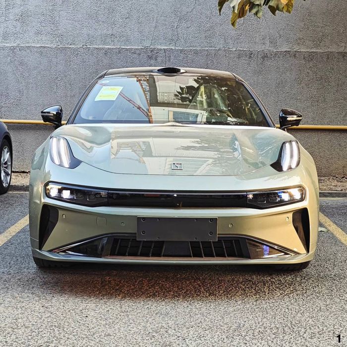 Zeekr 001 You AWD full srochno