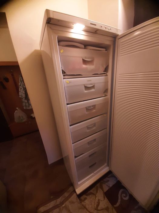 Congelator Gorenje cu 7 Sertare
