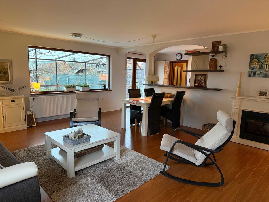 Your Dreamhouse = For Sale:       Nicolesti (near Târgu Mureș]