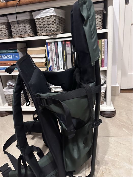 Rucsac port-bebe drumetii