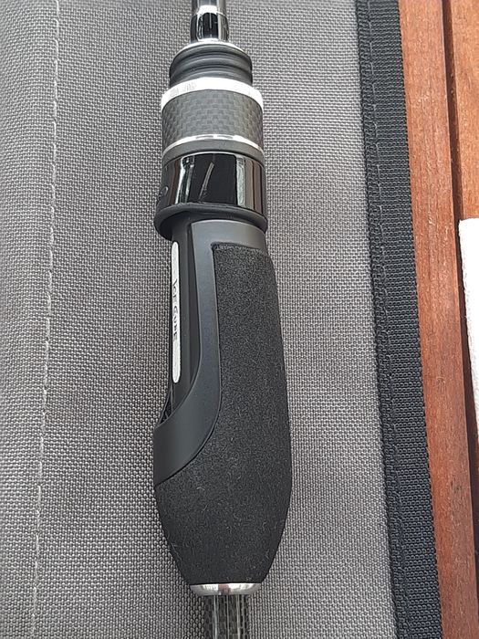 Tict ice cube 69 f sis и Daiwa Caldia FC LT 1000 s