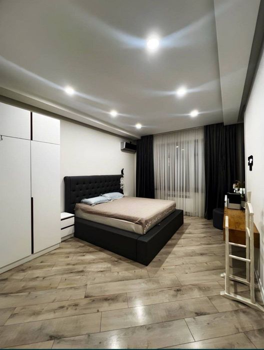 Сдаётся 4-комнатная квартира в новостройке | Центр города

• Локация: