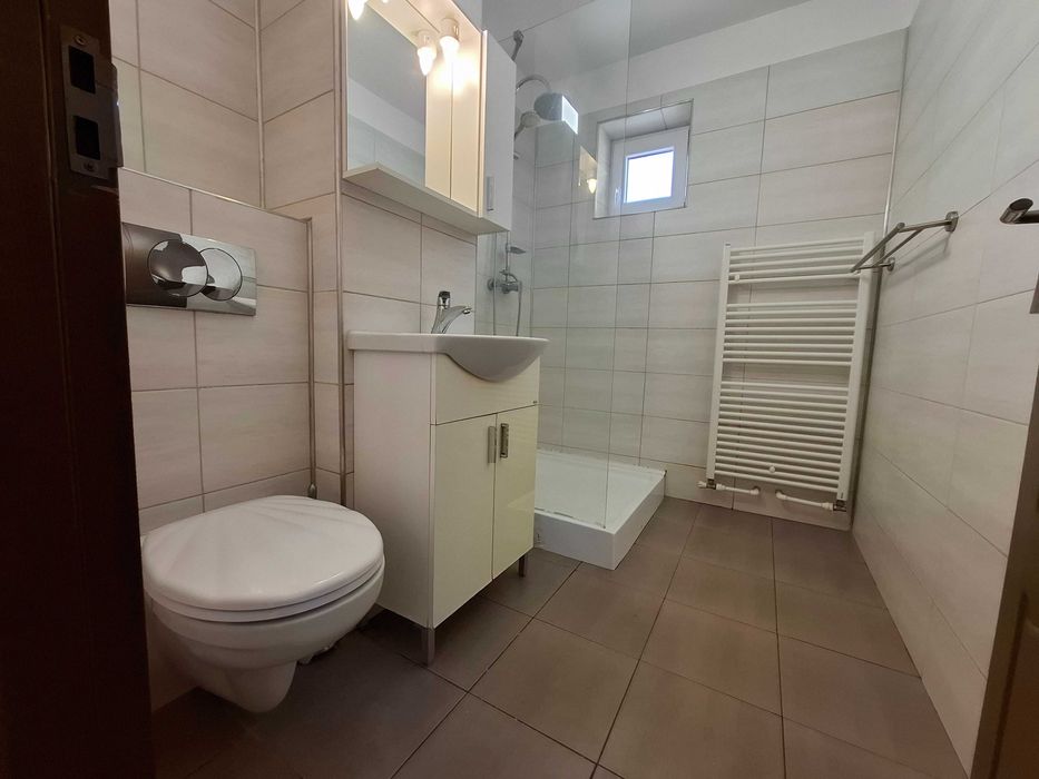 Inchiriez apartament 2 camere
