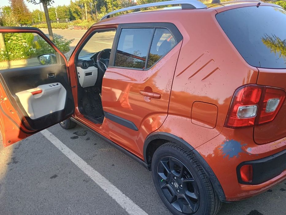 Suzuki Ignis Masina este impecabila, cauciuri vara noi, roti iarna cauciucuri noi.