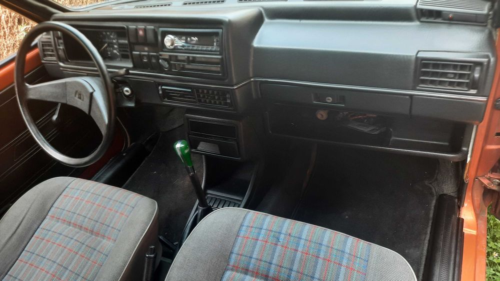 продавам vw caddy mk1