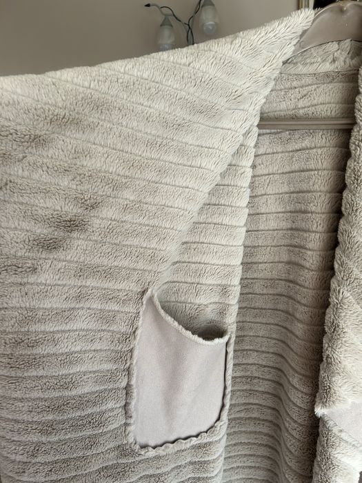 Топъл мъхест елек