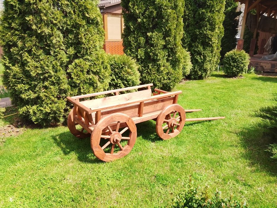 Деревянная телега