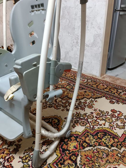 Продаю детский стульчик многофункциональный