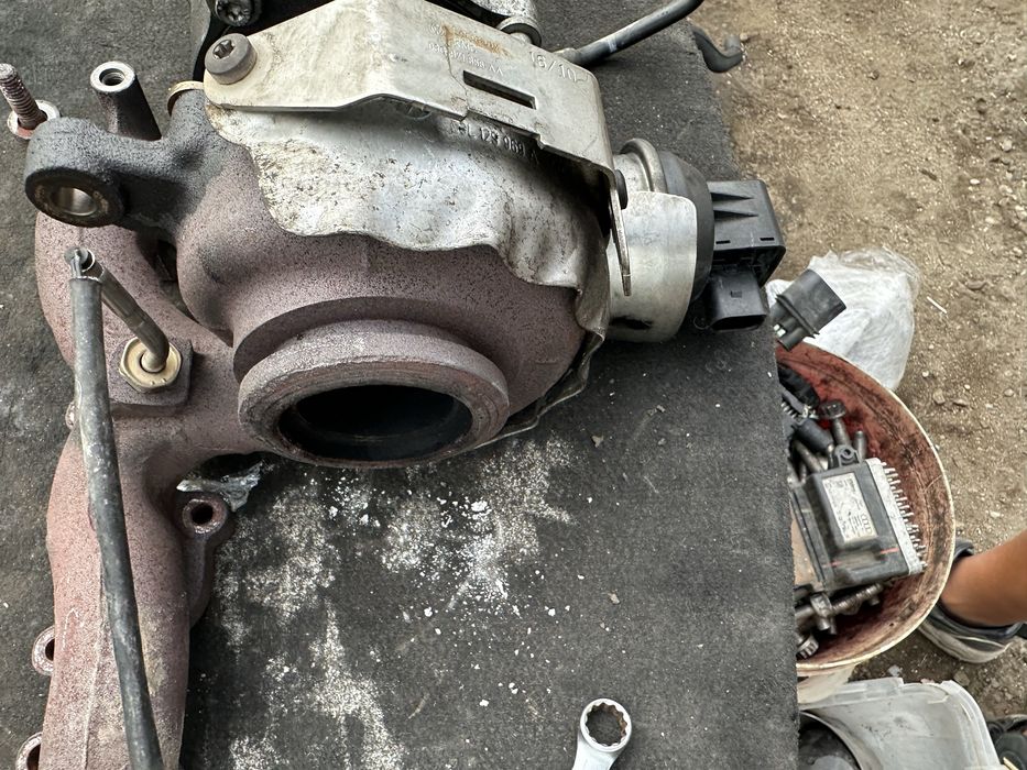 Турбо компресор турбина KKK 03l253056 a Audi Skoda Vw Eos