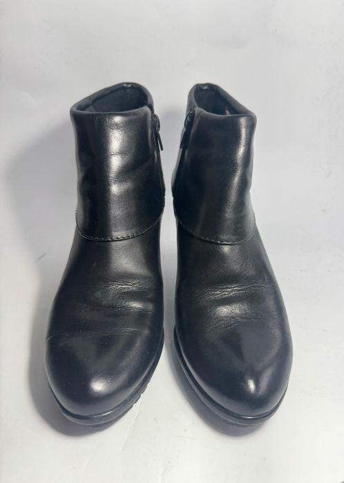 Дамски боти на ток от естествена кожа, Черни кожени боти, Tamaris, 37