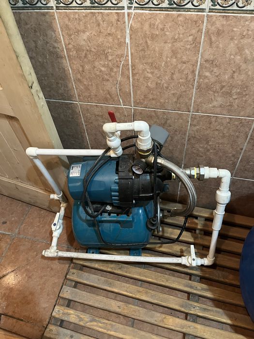 Насос, пользовались всего год