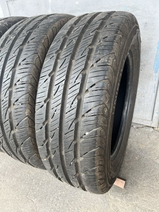 4 бр. гуми за бус 205/65/15C Uniroyal 7-8 mm DOT 0914