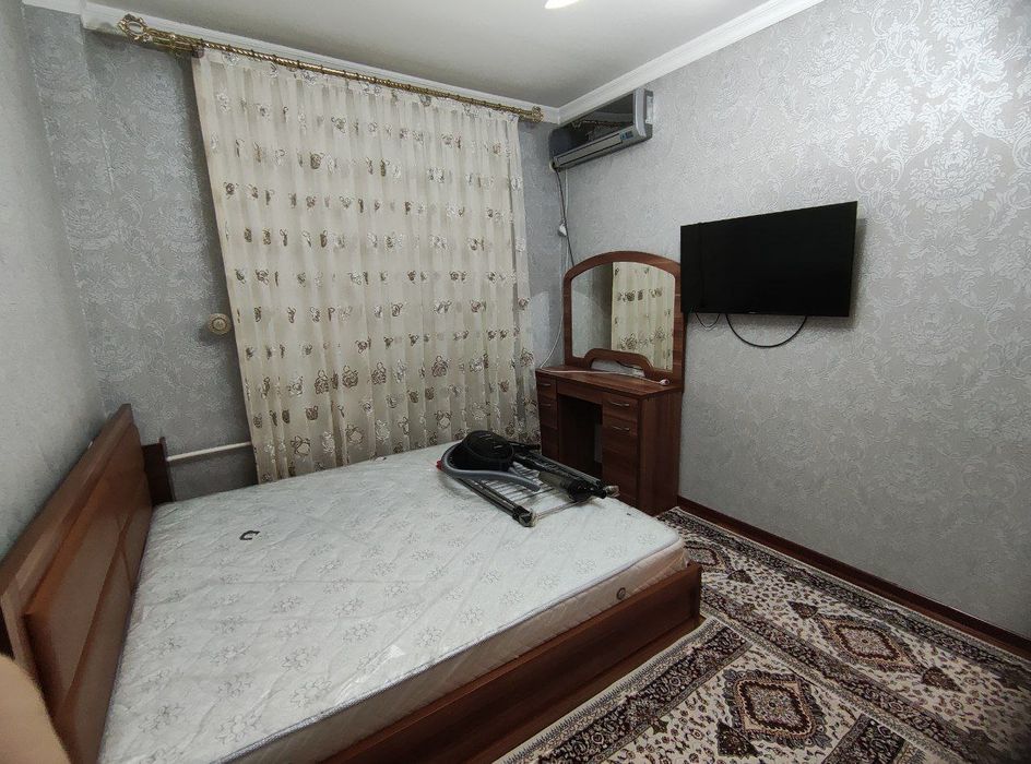 Юнусабад -9 шикарная 2х комнатная квартира переделанная в 3х с ОБСТАНО