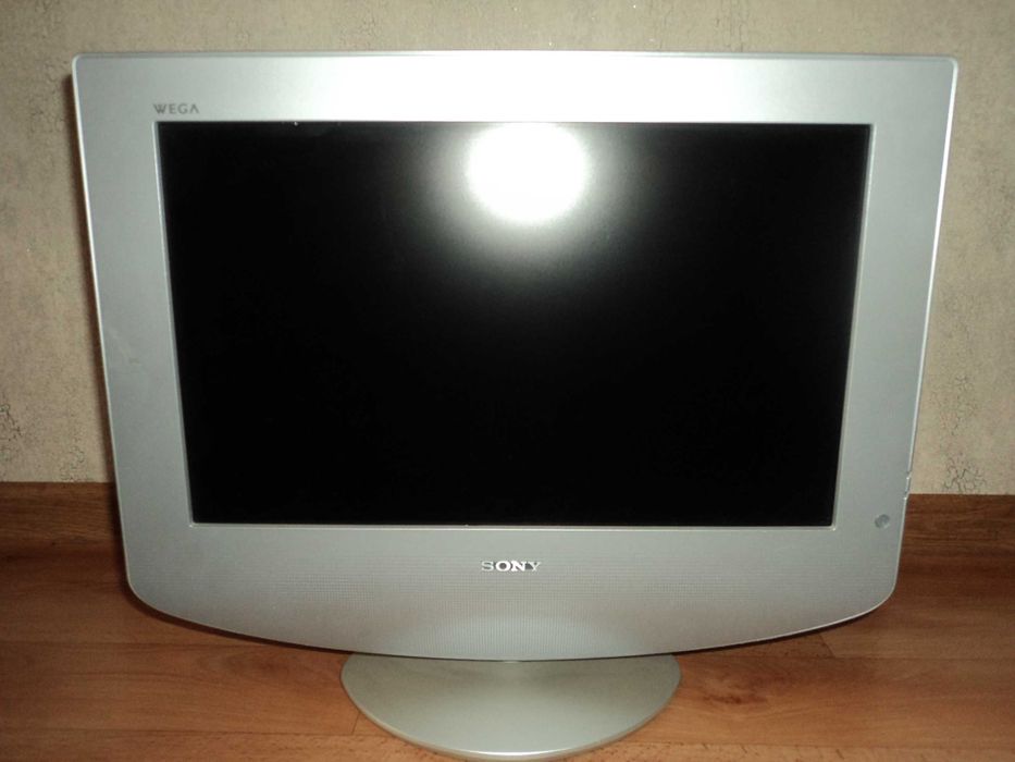 Телевизор SONY WEGA  KLV-17HR3