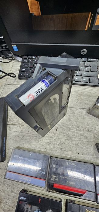 Кассеты для видеокамеры с адаптером