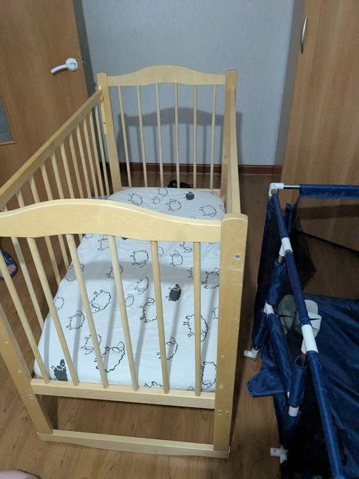 Детская кроватка