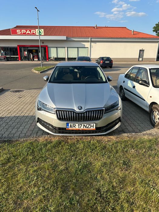 SKODA Superb 2022 — imagine 2