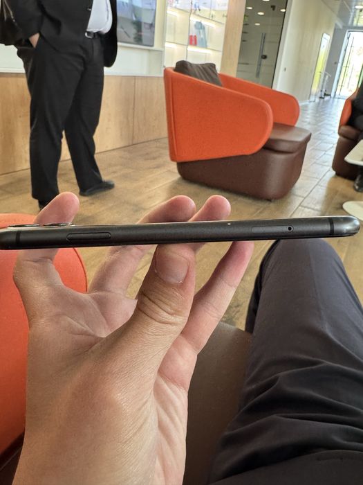 Айфон 11 64Гб черный, Iphone 11 64ГБ black