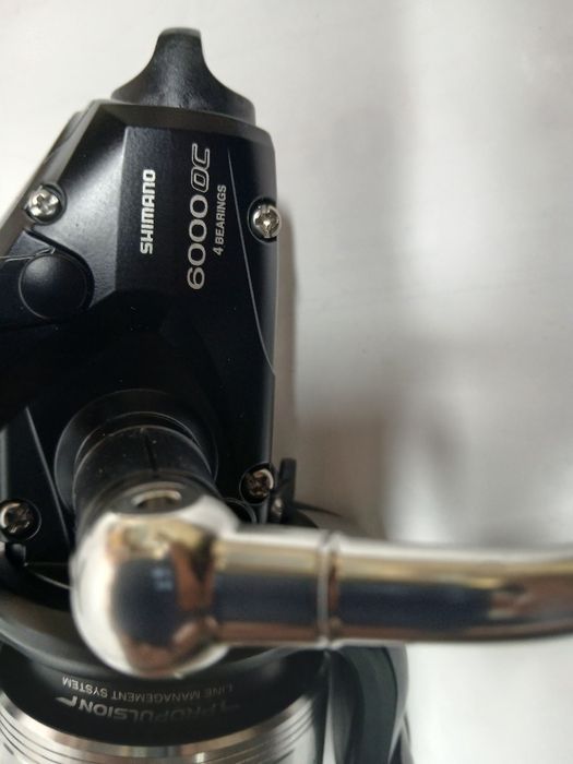 Продавам  макара