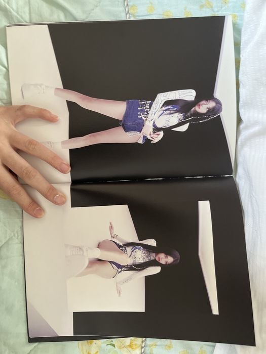 Альбом с ITZY новый