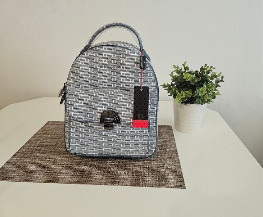 Нови дамски чанти Furla, Patrizia Pepe, Michael Kors, Pinko, Moschino