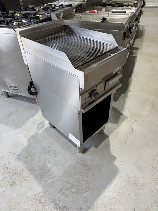 Gratar striat PRO - Modular Italia - linia 650 - suport inclus - 4.5 KW - 380V - 2022