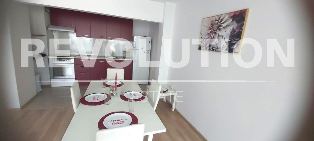 Дава се под наем Двустаен апартамент в Варна, Колхозен пазар - 80 кв.м за 600 € - Снимка #1