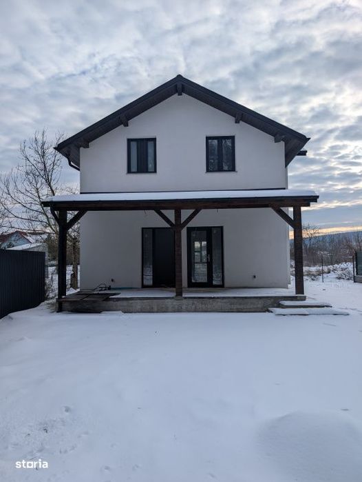 Vila la CHEIE! 3 dormitoare/ 3 bai. Locatie exclusivista - Parcul Dend