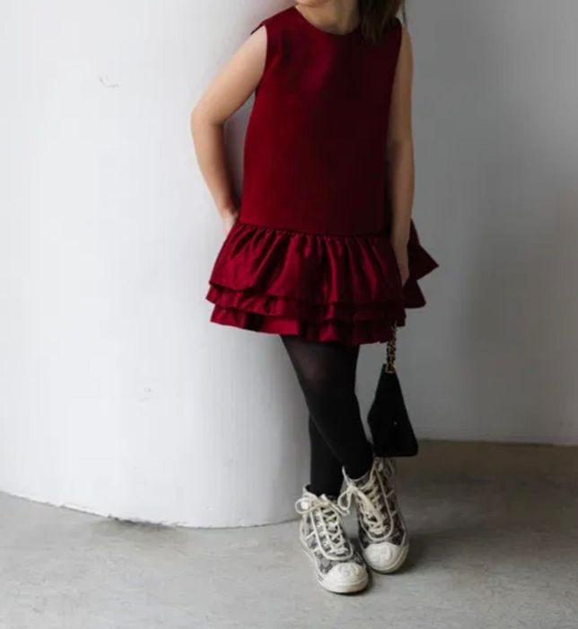 Детска рокля, като нова. 122-128