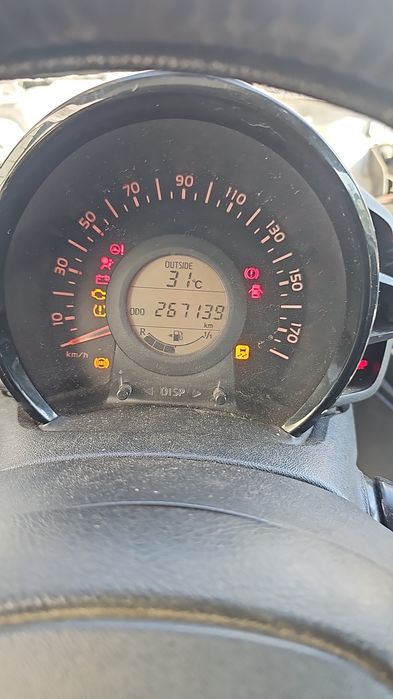 Dezmembrez toyota aygo  motor 1000 e 6