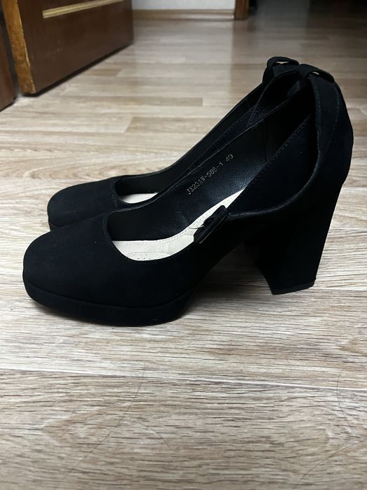 Продам туфли. Б/у.