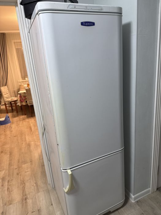 Продам рабочий холодильник
