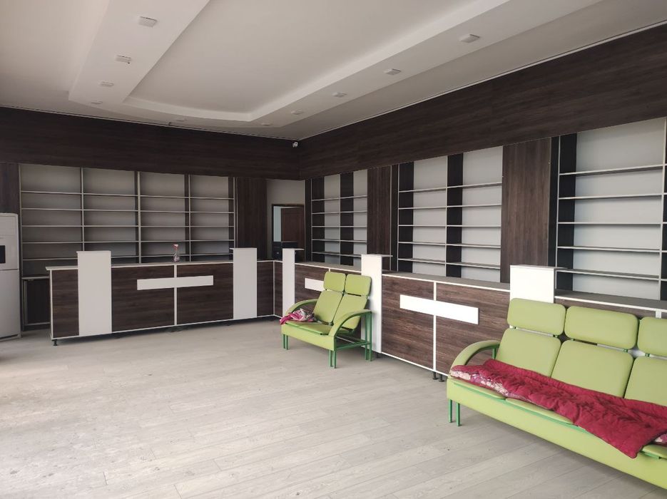 Jondor tumanida APTEKA MEBELLARi sotiladi juda kam ishlatilgan
 MEBELL