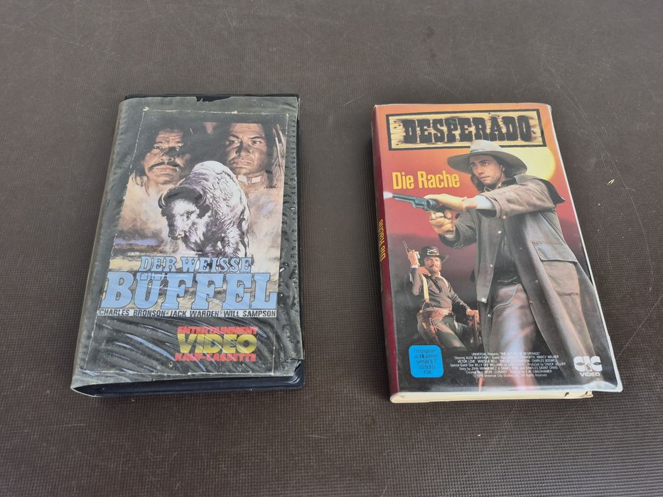 Vând 7casete video VHS originale dragoste( Pe Aripile Vantului )