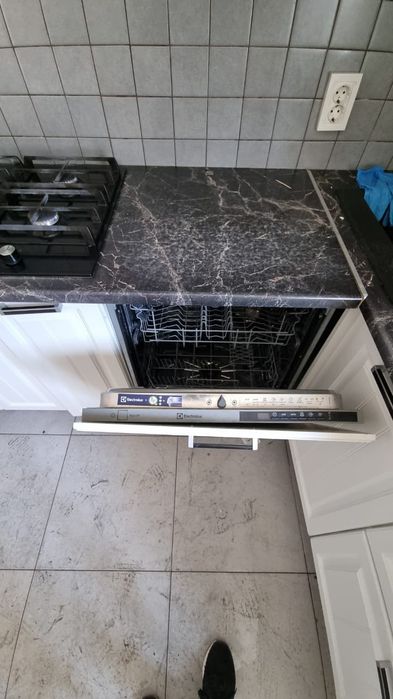 Продаётся кухонный гарнитур с полным комплектом