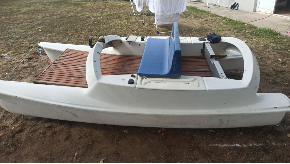 Catamaran barca agrement