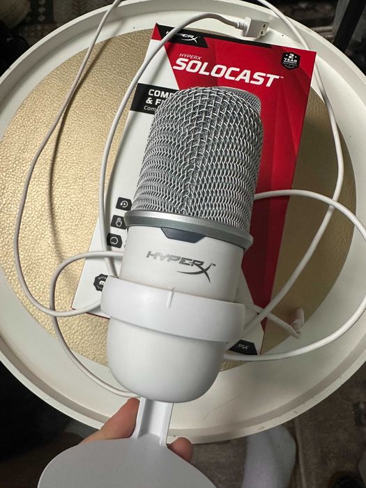 Microfon HyperX SoloCast White USB + brat + pop filter