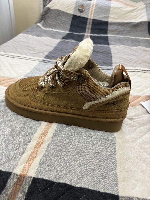 vand ugg noi nouti cu cutie si etichete