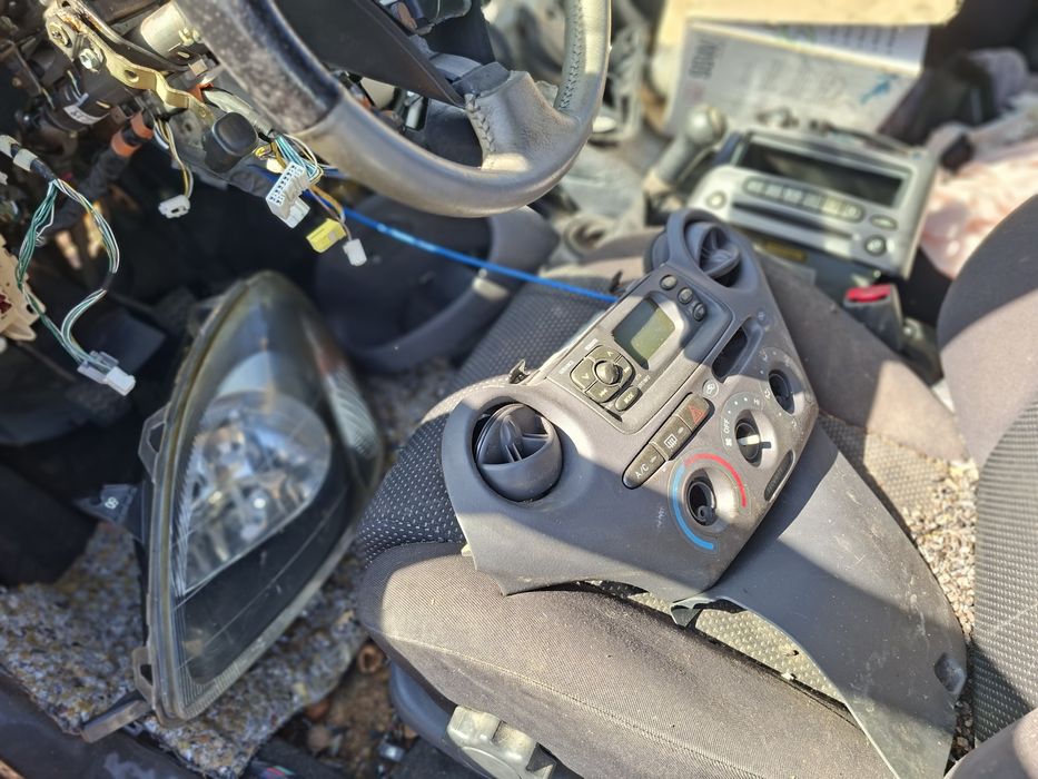 Тойота Ярис 1.5 VTS 110к.с на части