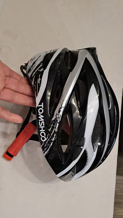 Предпазна каска за колоездене