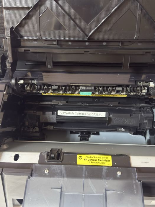 Продам принтер HP LJ pro
