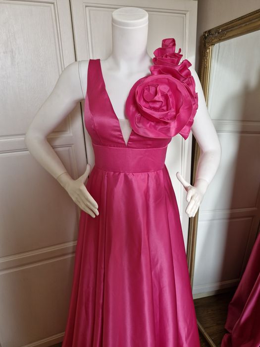 Нова дамска официална дълга рокля бална