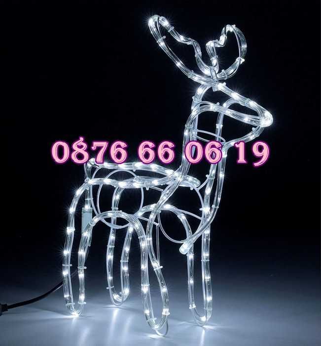 Коледен светещ елен, коледна украса, студено бяла светлина