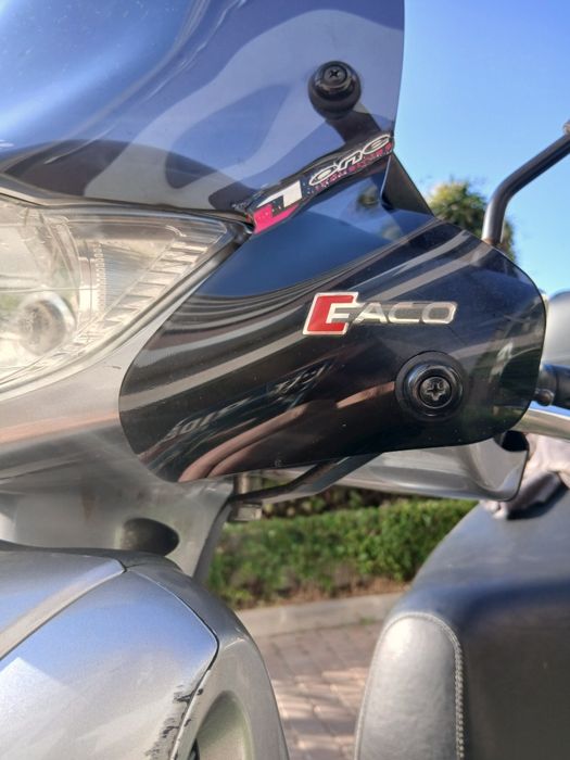 Слюда за скутер honda sh150i